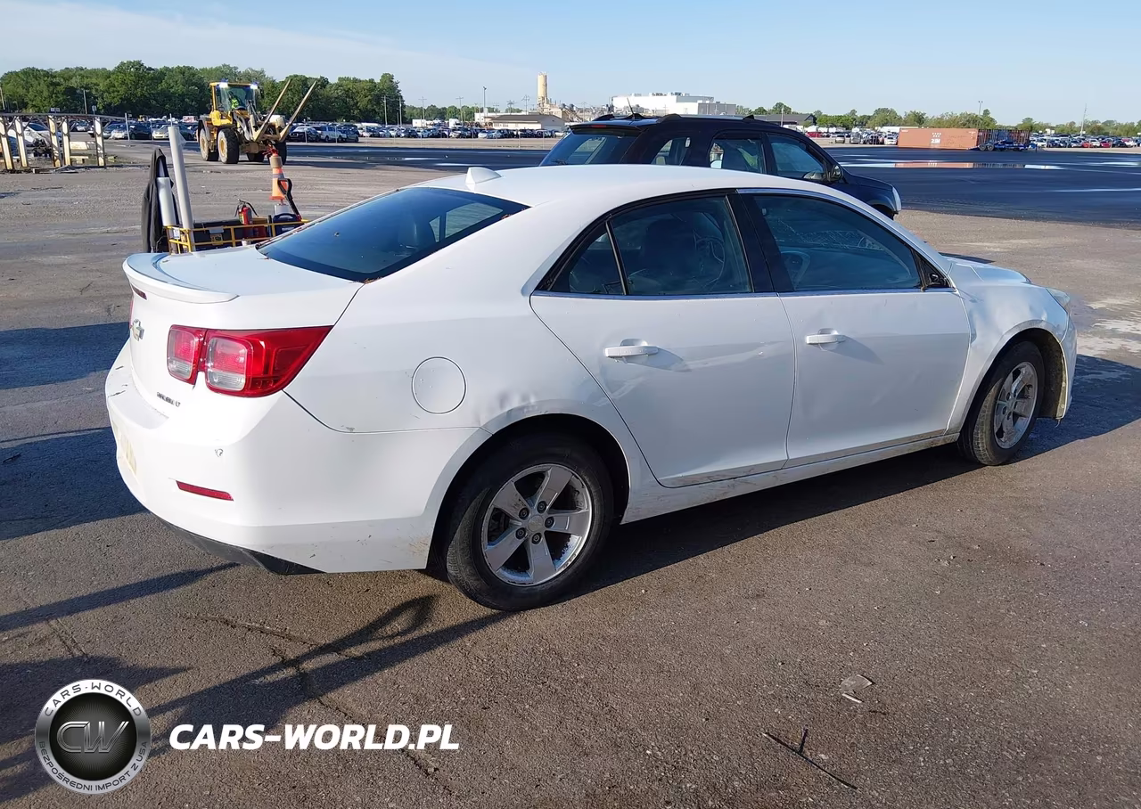 2013 Chevrolet Malibu 1Lt VIN:1G11C5SA2DF355004 - 4