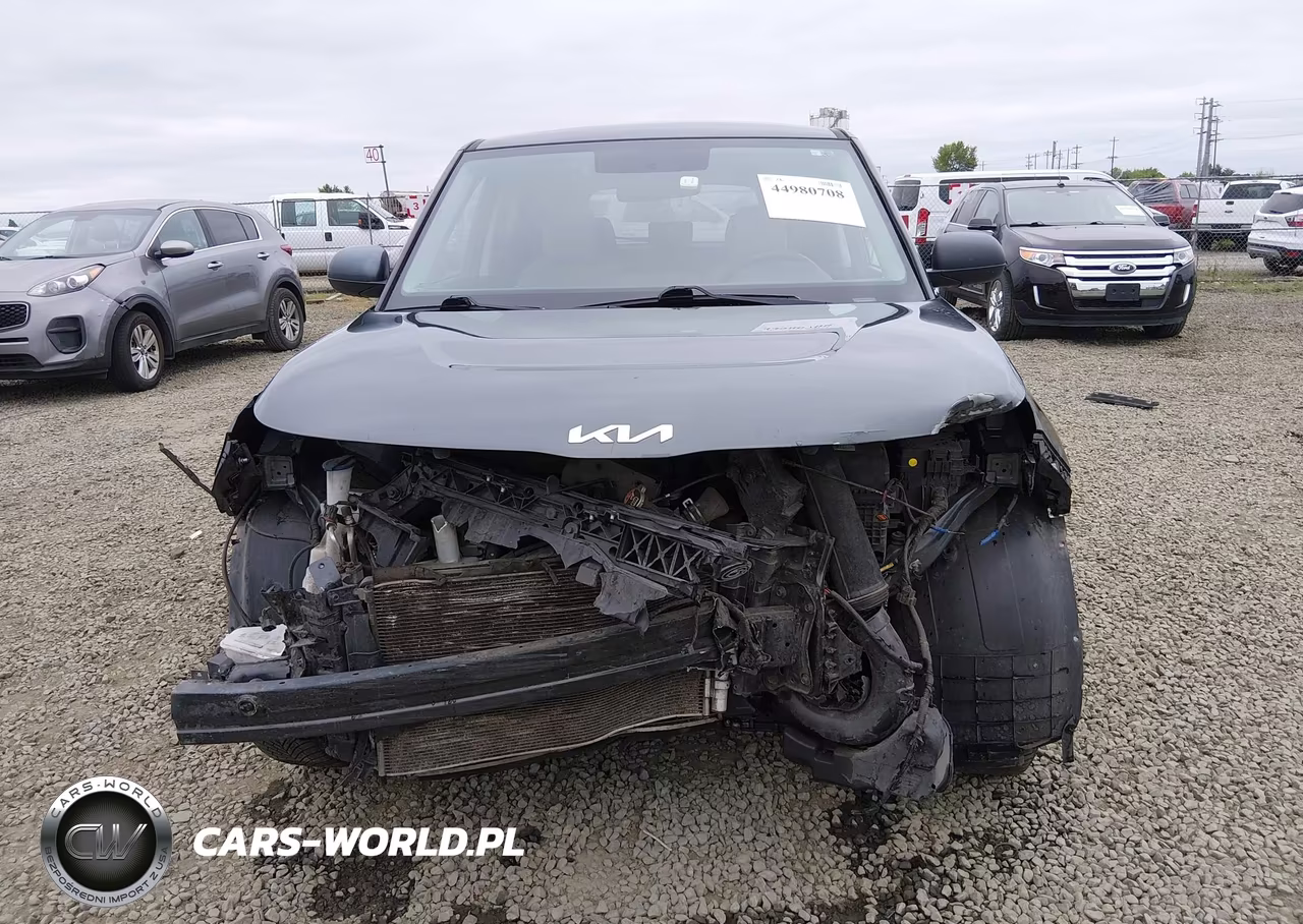 2022 Kia Soul Lx VIN:KNDJ23AU5N7827833 - 13