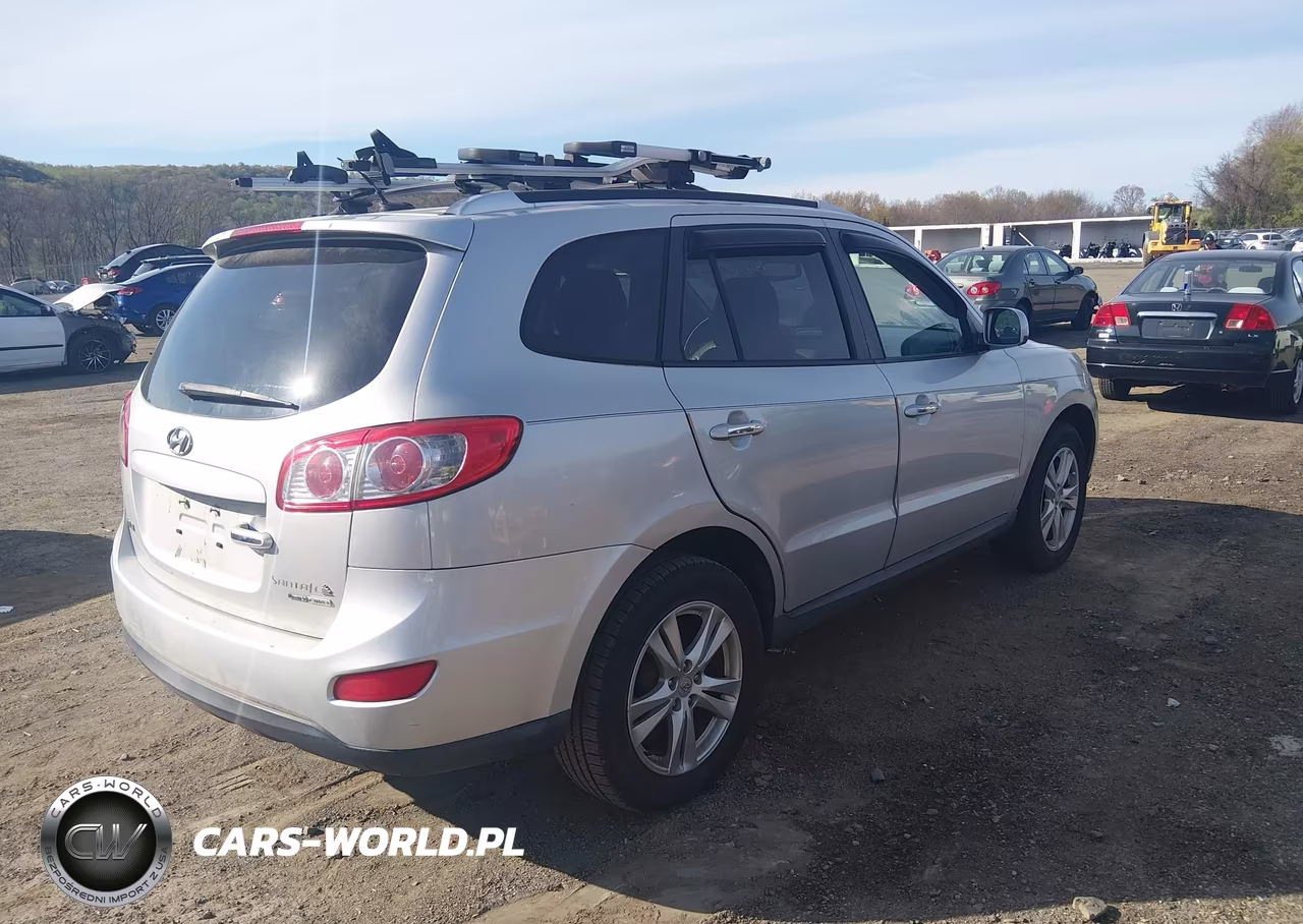 2011 Hyundai Santa Fe Limited V6 VIN:5XYZKDAG9BG016263 - 4
