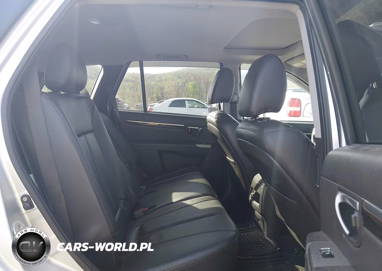 2011 Hyundai Santa Fe Limited V6 VIN:5XYZKDAG9BG016263 - 8