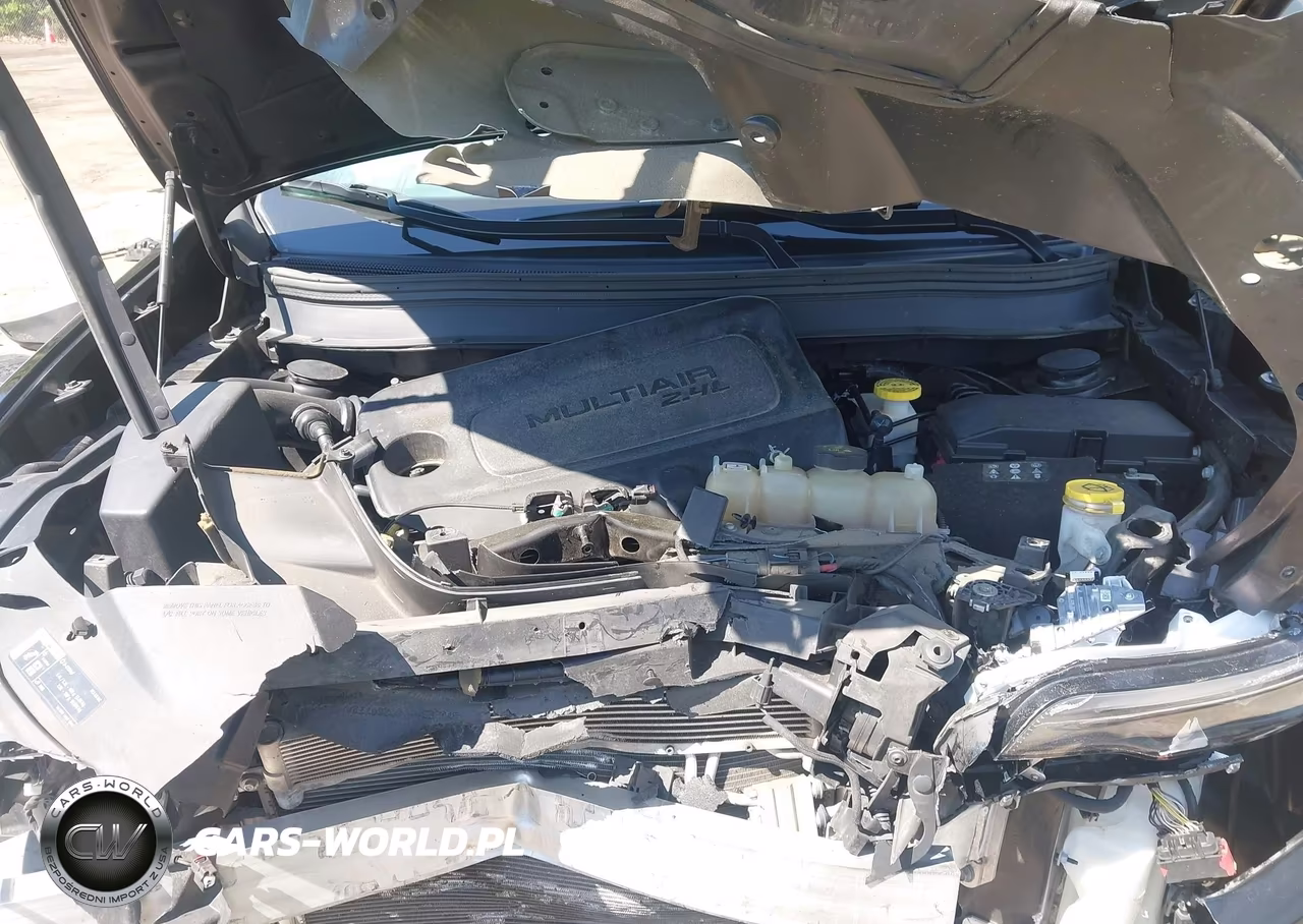 2019 Jeep Cherokee Latitude 4X4 VIN:1C4PJMCB6KD405582 - 10