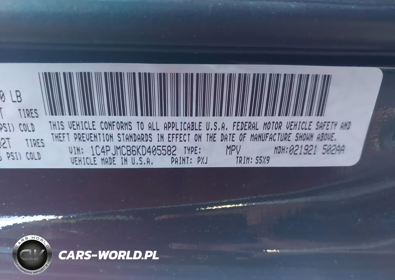 2019 Jeep Cherokee Latitude 4X4 VIN:1C4PJMCB6KD405582 - 9