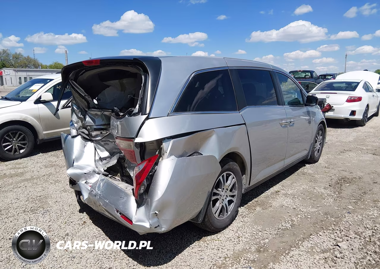 2012 Honda Odyssey Ex VIN:5FNRL5H46CB090540 - 4