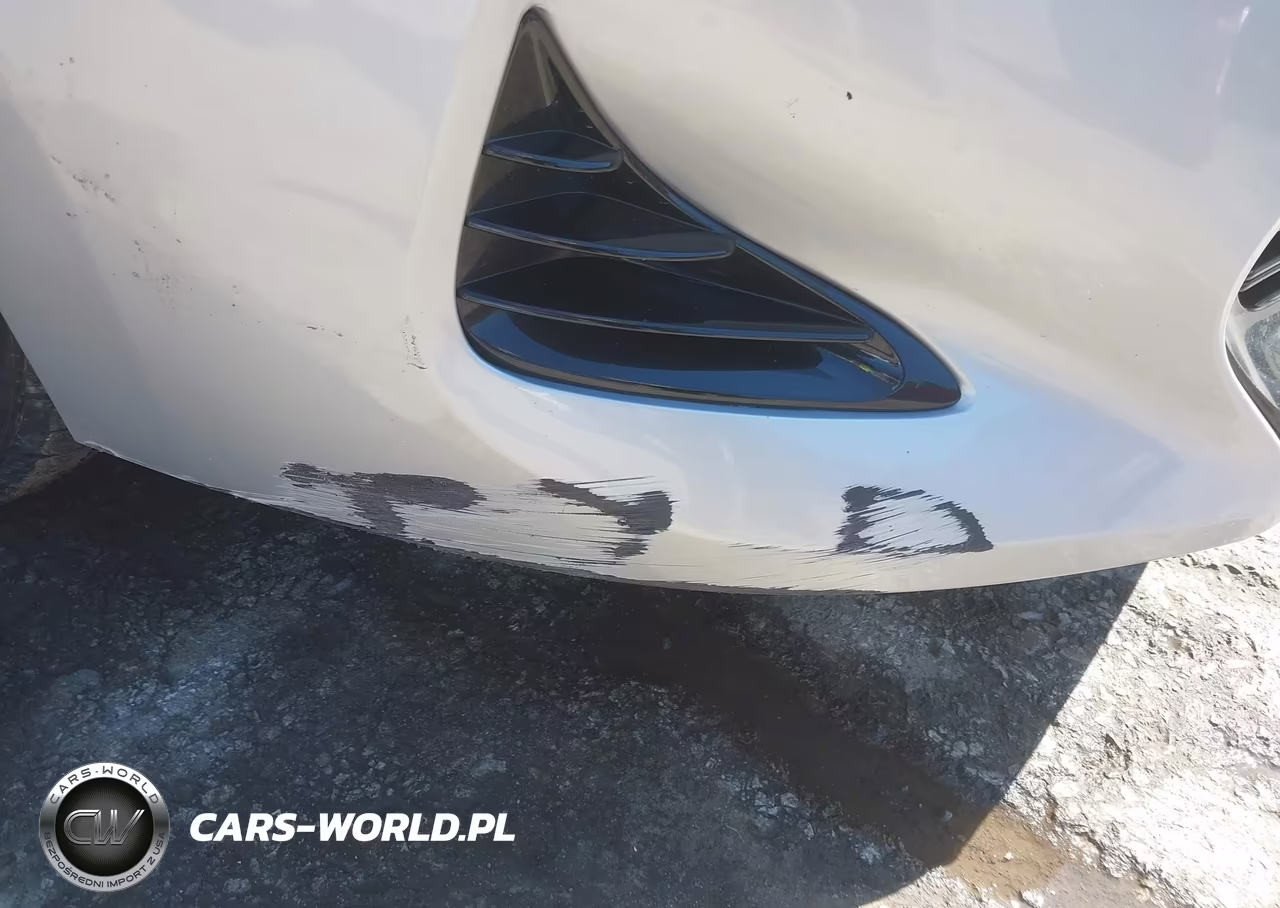 2018 Toyota Corolla Le VIN:5YFBURHE7JP761813 - 6