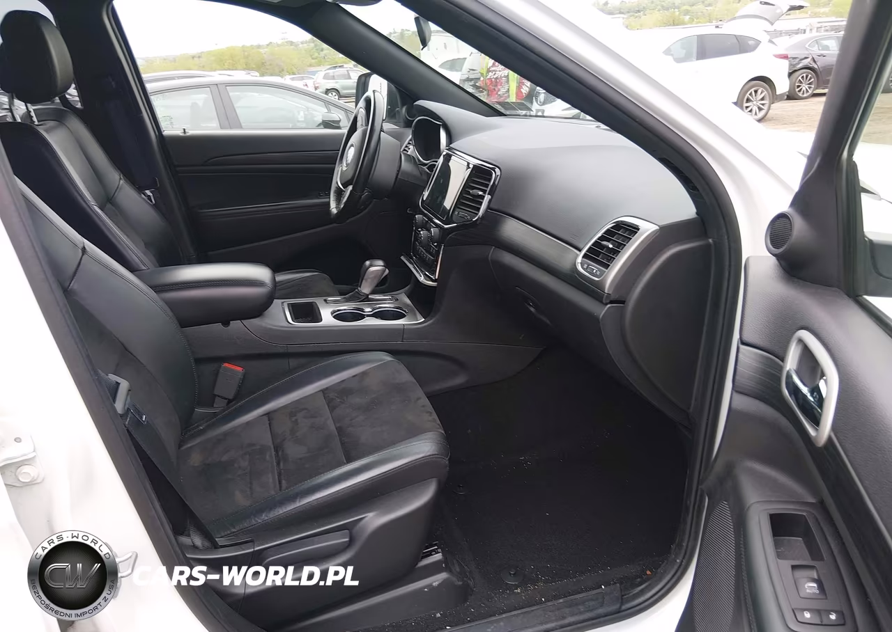 2021 Jeep Grand Cherokee Laredo X 4X4 VIN:1C4RJFAGXMC542066 - 5