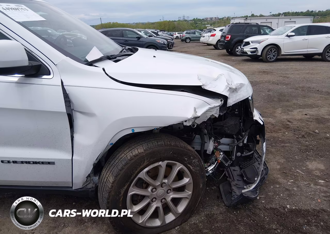 2021 Jeep Grand Cherokee Laredo X 4X4 VIN:1C4RJFAGXMC542066 - 6