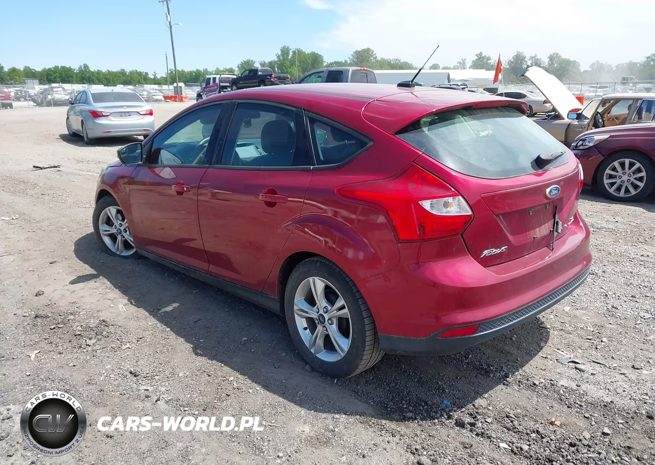 2013 Ford Focus Se VIN:1FADP3K24DL351257 - 3