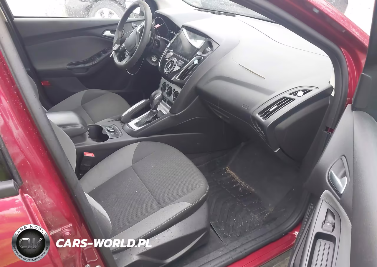 2013 Ford Focus Se VIN:1FADP3K24DL351257 - 5