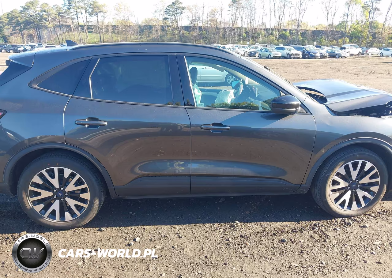 2020 Ford Escape Se Sport Hybrid VIN:1FMCU9BZ2LUC14966 - 13