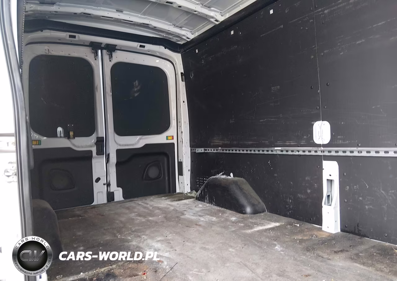 2021 Ford Transit-250 VIN:1FTBR1C87MKA99786 - 8
