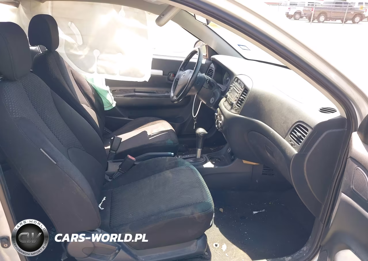 2007 Hyundai Accent Se VIN:KMHCN36C17U044024 - 5
