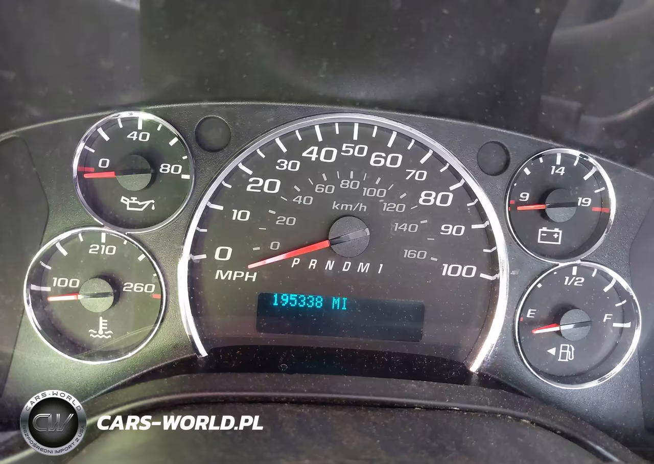 2015 Chevrolet Express Cutaway 3500 VIN:1GB0G2CG6F1137466 - 6