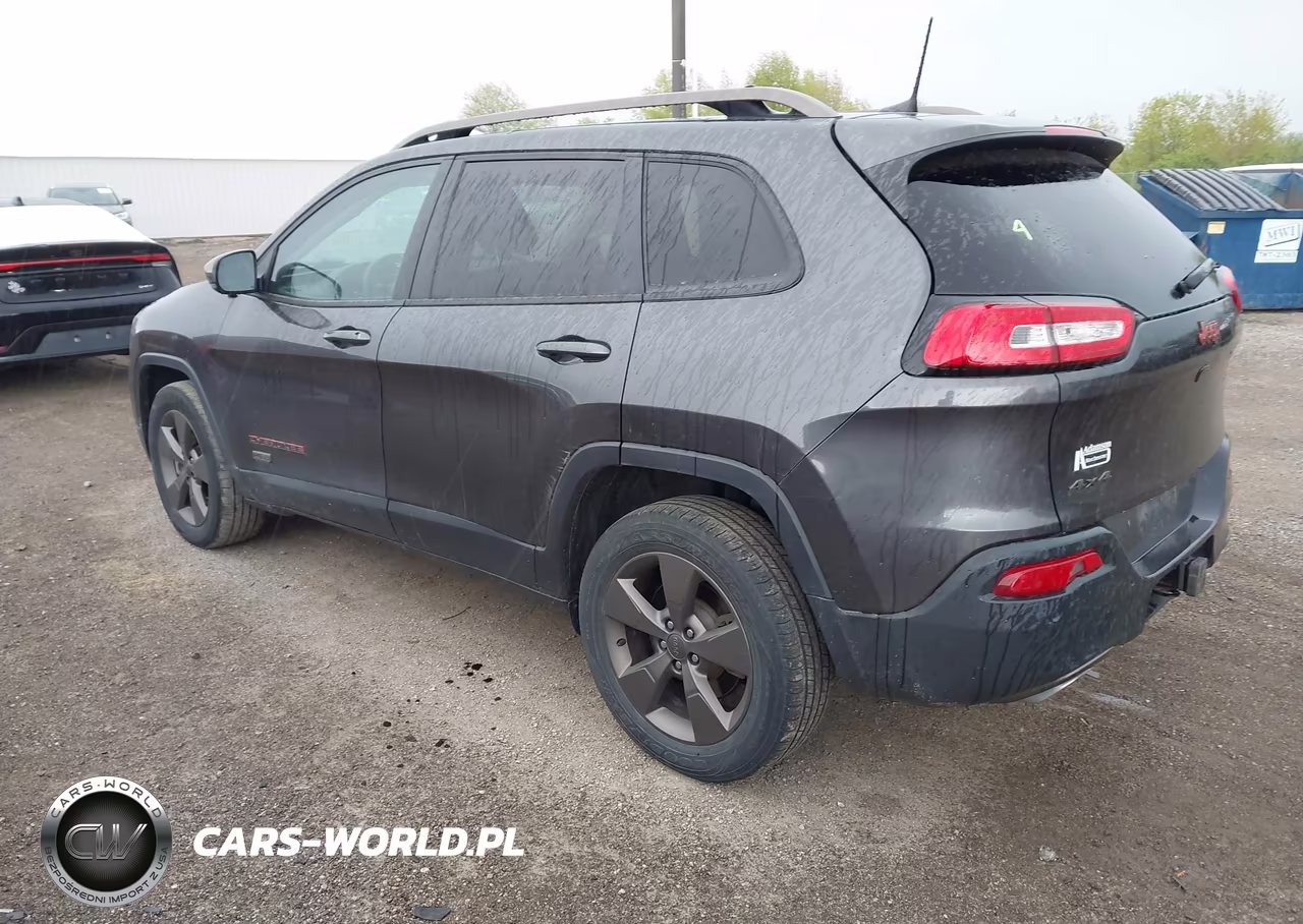 2017 Jeep Cherokee 75Th Anniversary Edition 4X4 VIN:1C4PJMCS7HW545587 - 3
