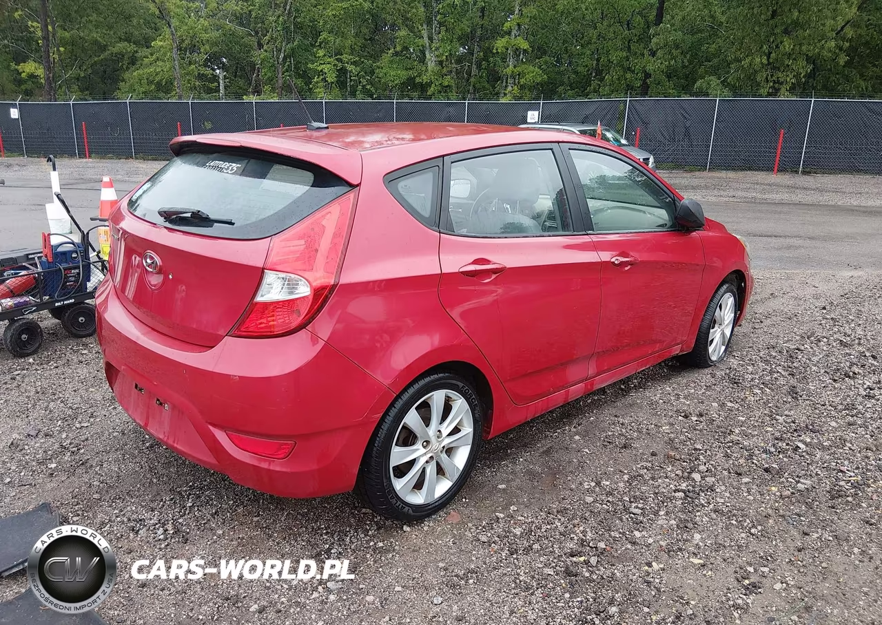2012 Hyundai Accent Se VIN:KMHCU5AE3CU004139 - 4