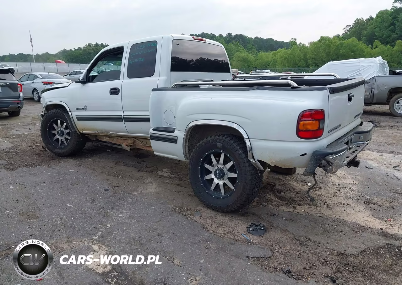 2000 Chevrolet Silverado 1500 Ls VIN:1GCEK19T9YZ318306 - 3