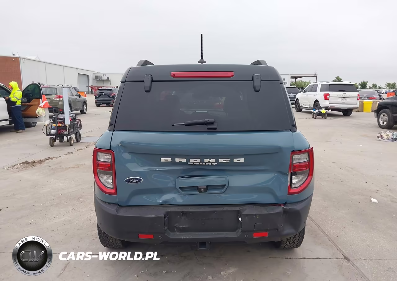 2022 Ford Bronco Sport Outer Banks VIN:3FMCR9C69NRD65819 - 16