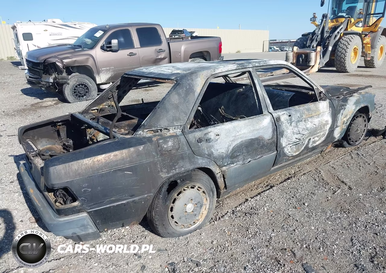 1993 Mercedes-Benz 190 E 2.6 VIN:WDBDA29DXPG067074 - 4