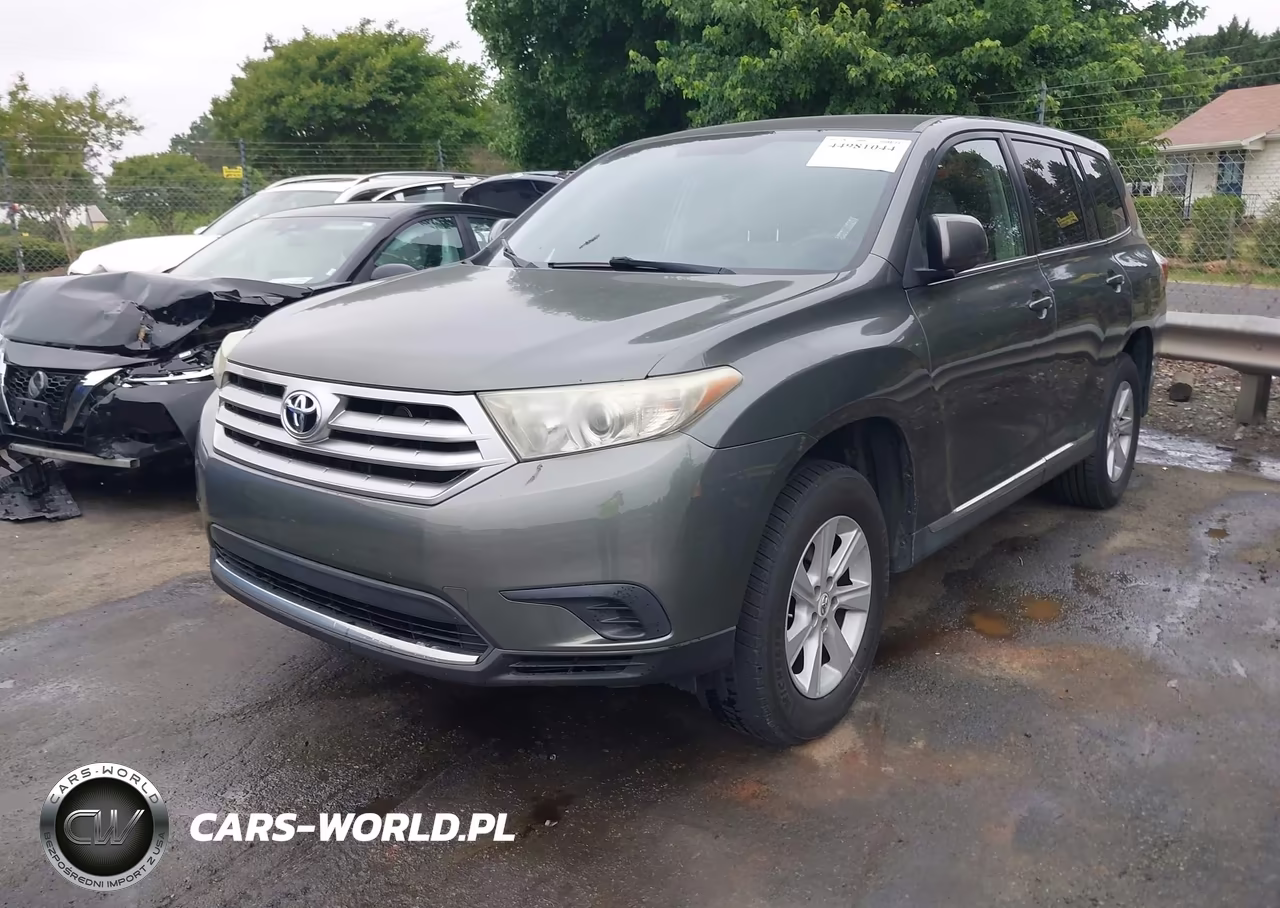 2013 Toyota Highlander Base V6 VIN:5TDZK3EH4DS104379 - 2