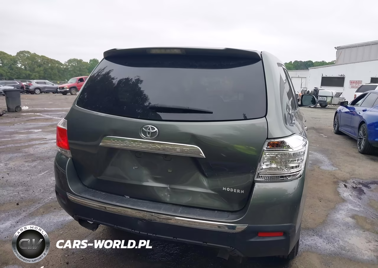 2013 Toyota Highlander Base V6 VIN:5TDZK3EH4DS104379 - 6