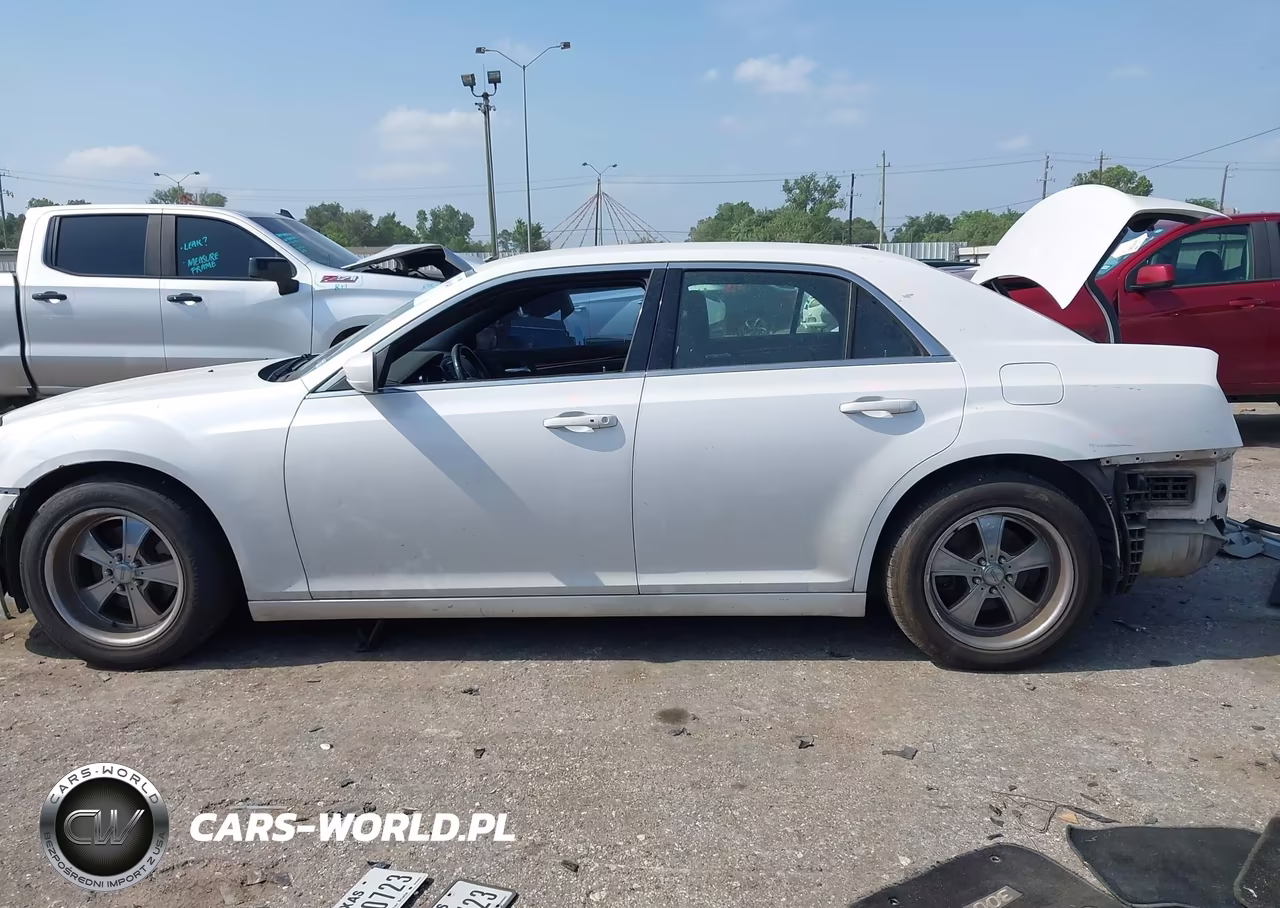 2012 Chrysler 300 VIN:2C3CCAAG7CH166672 - 15