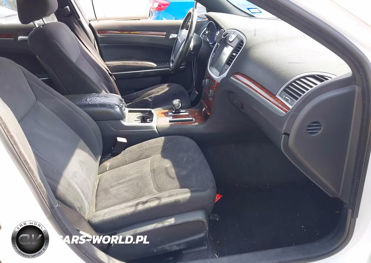 2012 Chrysler 300 VIN:2C3CCAAG7CH166672 - 5