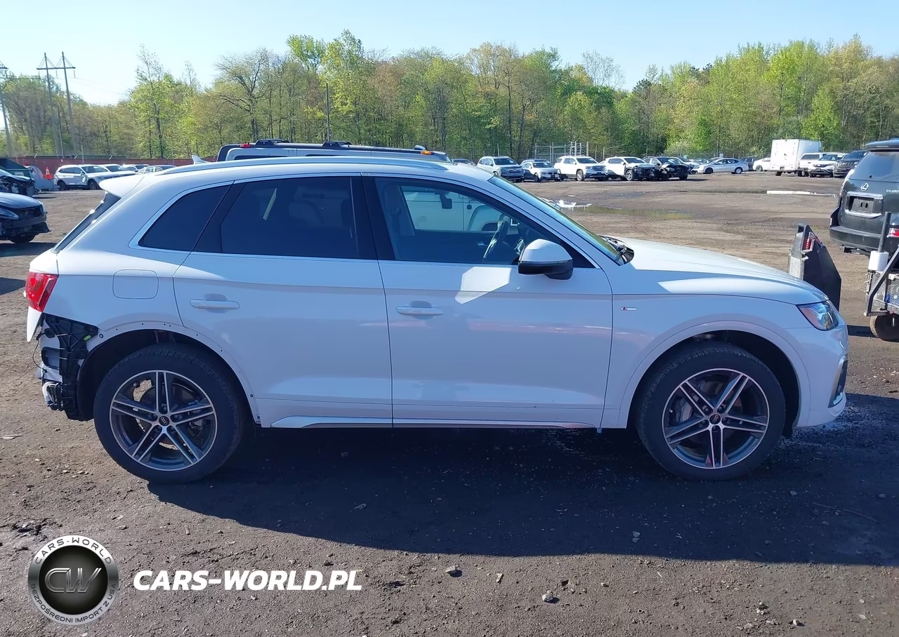 2025 Audi Q5 Premium Plus 55 Tfsi E S Line Quattro S Tronic VIN:WA1E2AFYXS2063210 - 14