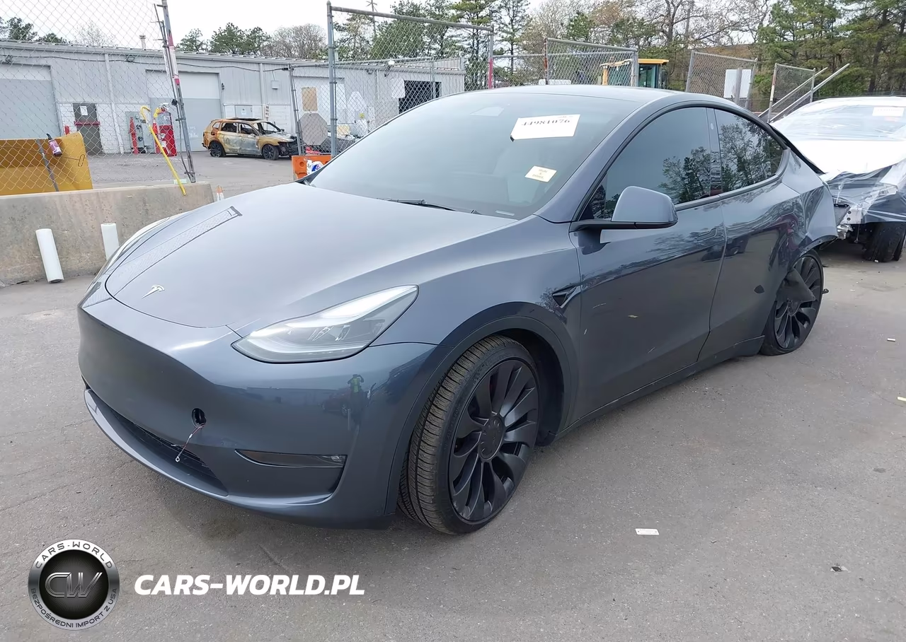 2023 Tesla Model Y Performance Dual Motor All-Wheel Drive VIN:7SAYGDEF4PF647213 - 2