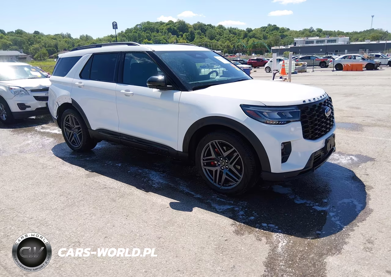2025 Ford Explorer St