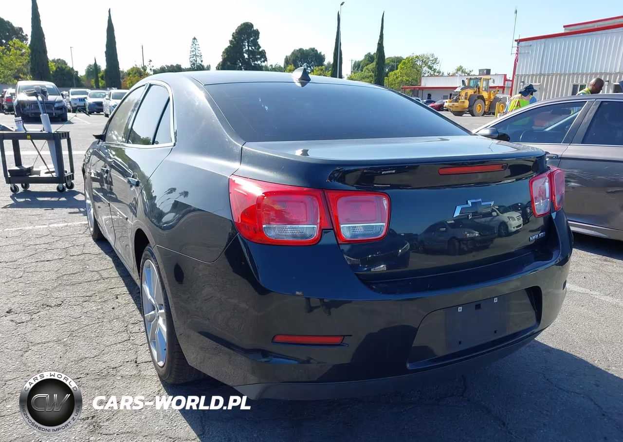 2013 Chevrolet Malibu 1Ls VIN:1G11B5SA2DF352848 - 3