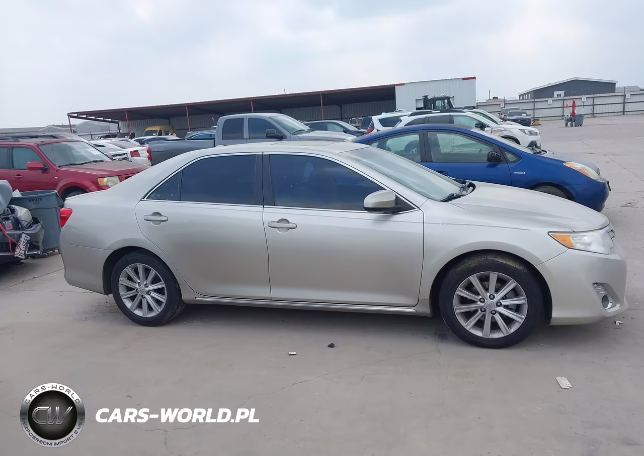 2014 Toyota Camry Xle VIN:4T1BF1FK1EU772928 - 13