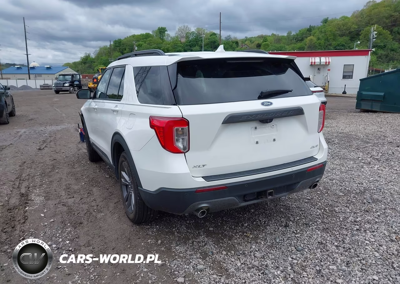 2022 Ford Explorer Xlt VIN:1FMSK8DH9NGA19626 - 3