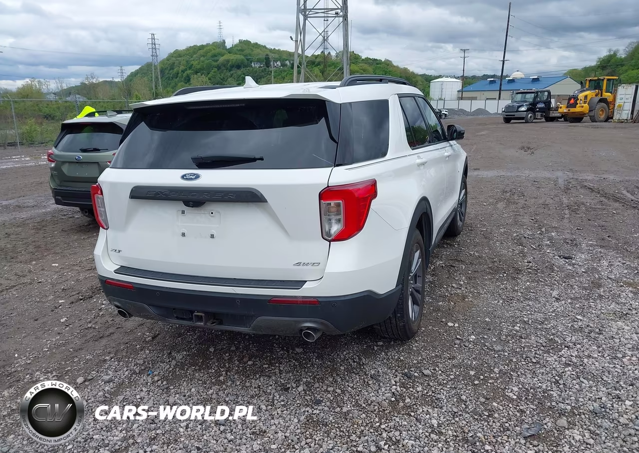 2022 Ford Explorer Xlt VIN:1FMSK8DH9NGA19626 - 4