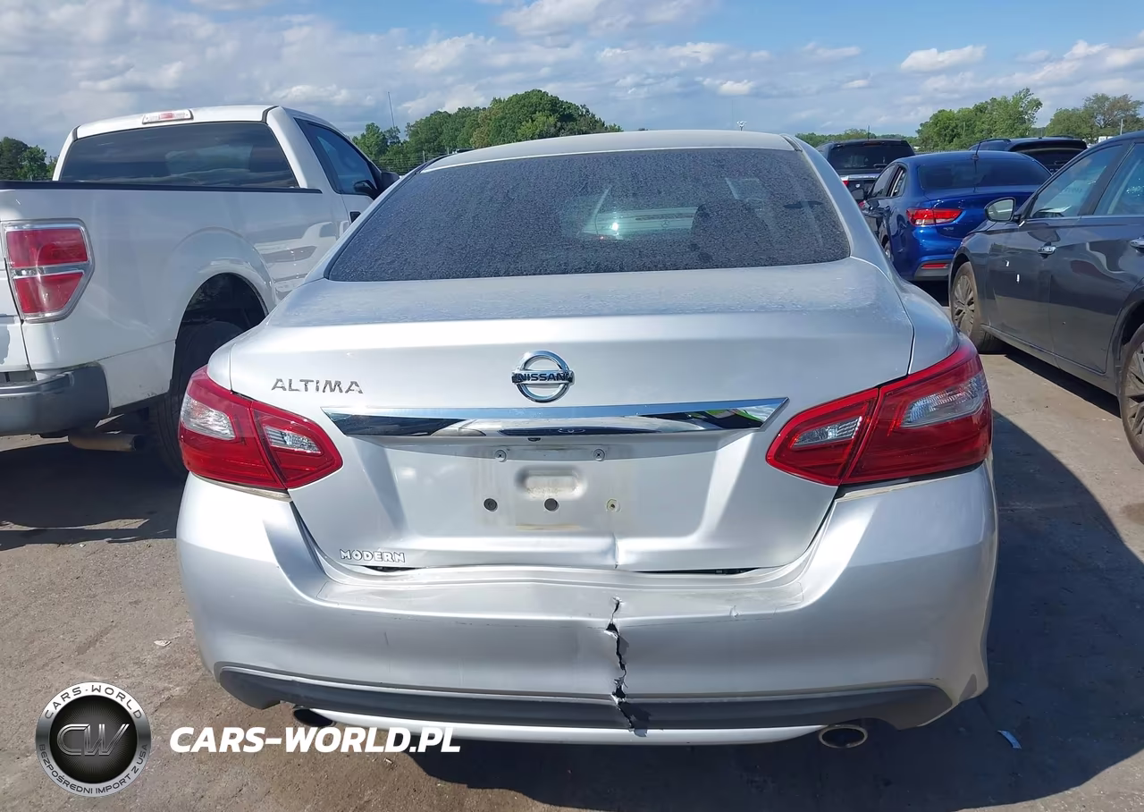 2018 Nissan Altima 2.5 S VIN:1N4AL3AP4JC228291 - 15