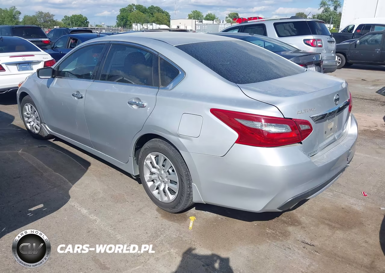 2018 Nissan Altima 2.5 S VIN:1N4AL3AP4JC228291 - 3