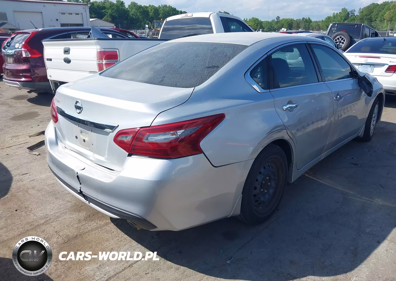 2018 Nissan Altima 2.5 S VIN:1N4AL3AP4JC228291 - 4