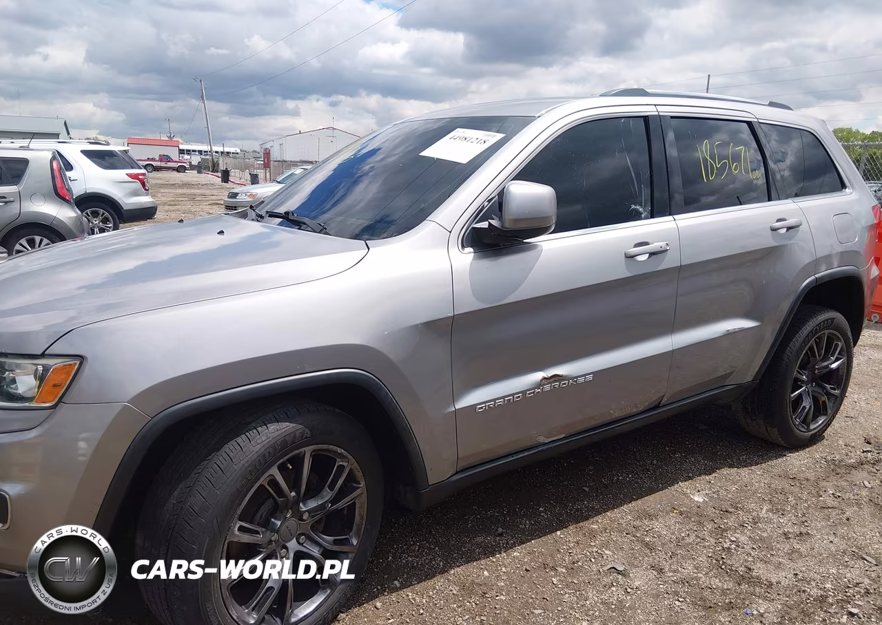 2014 Jeep Grand Cherokee Laredo VIN:1C4RJFAG3EC415368 - 17