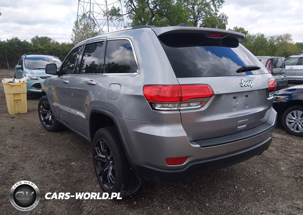 2014 Jeep Grand Cherokee Laredo VIN:1C4RJFAG3EC415368 - 3