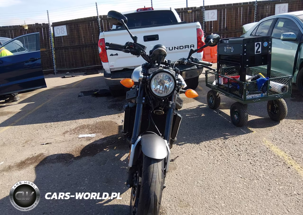 2016 Yamaha Xsr900 60Th Anniversary VIN:JYARN47E0GA000081 - 5