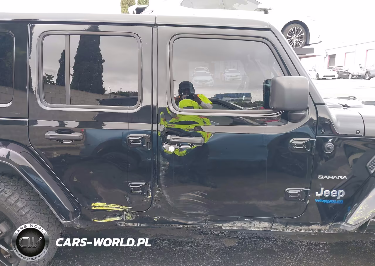 2021 Jeep Wrangler 4Xe Unlimited Sahara 4X4 VIN:1C4JJXP66MW765558 - 13