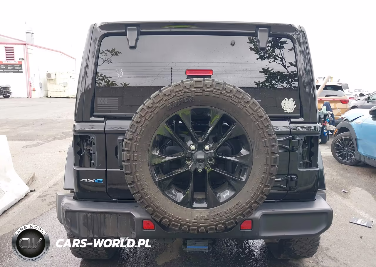 2021 Jeep Wrangler 4Xe Unlimited Sahara 4X4 VIN:1C4JJXP66MW765558 - 16
