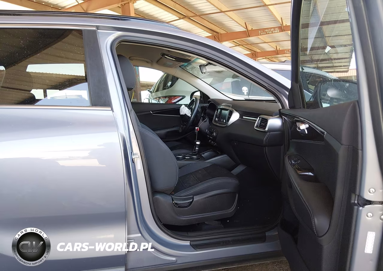 2020 Kia Sorento 3.3L S VIN:5XYPG4A54LG685548 - 5