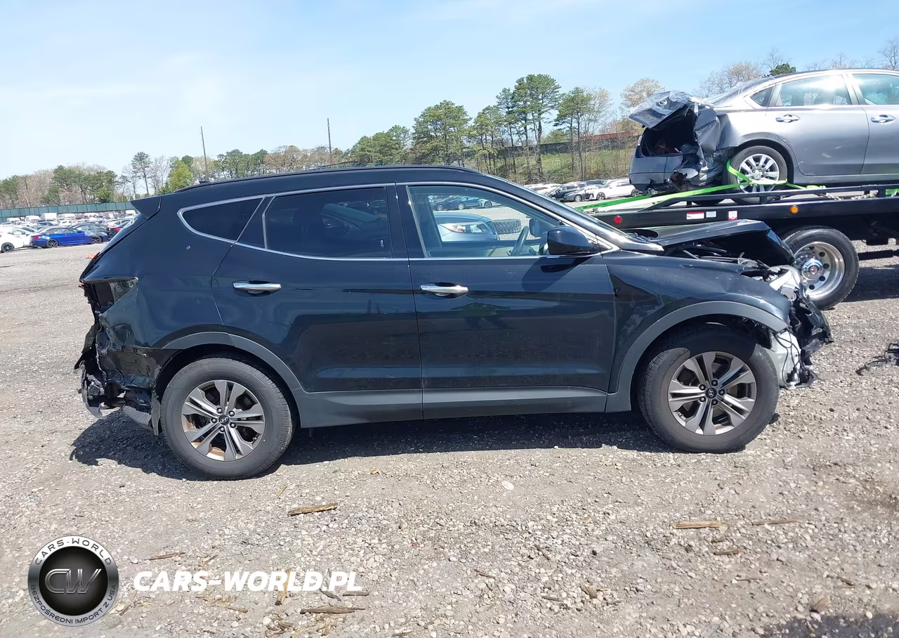 2016 Hyundai Santa Fe Sport 2.4L VIN:5XYZUDLB6GG379008 - 13