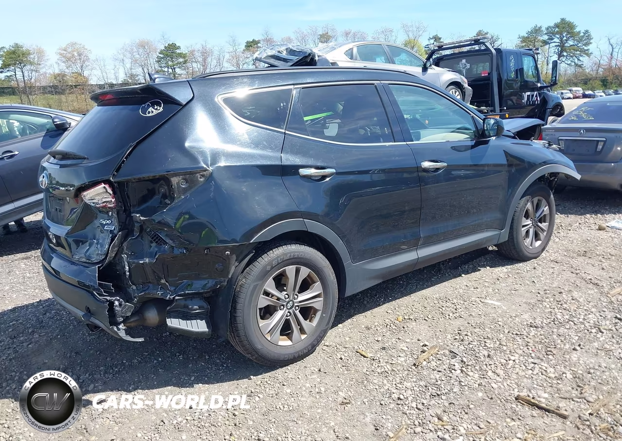 2016 Hyundai Santa Fe Sport 2.4L VIN:5XYZUDLB6GG379008 - 4