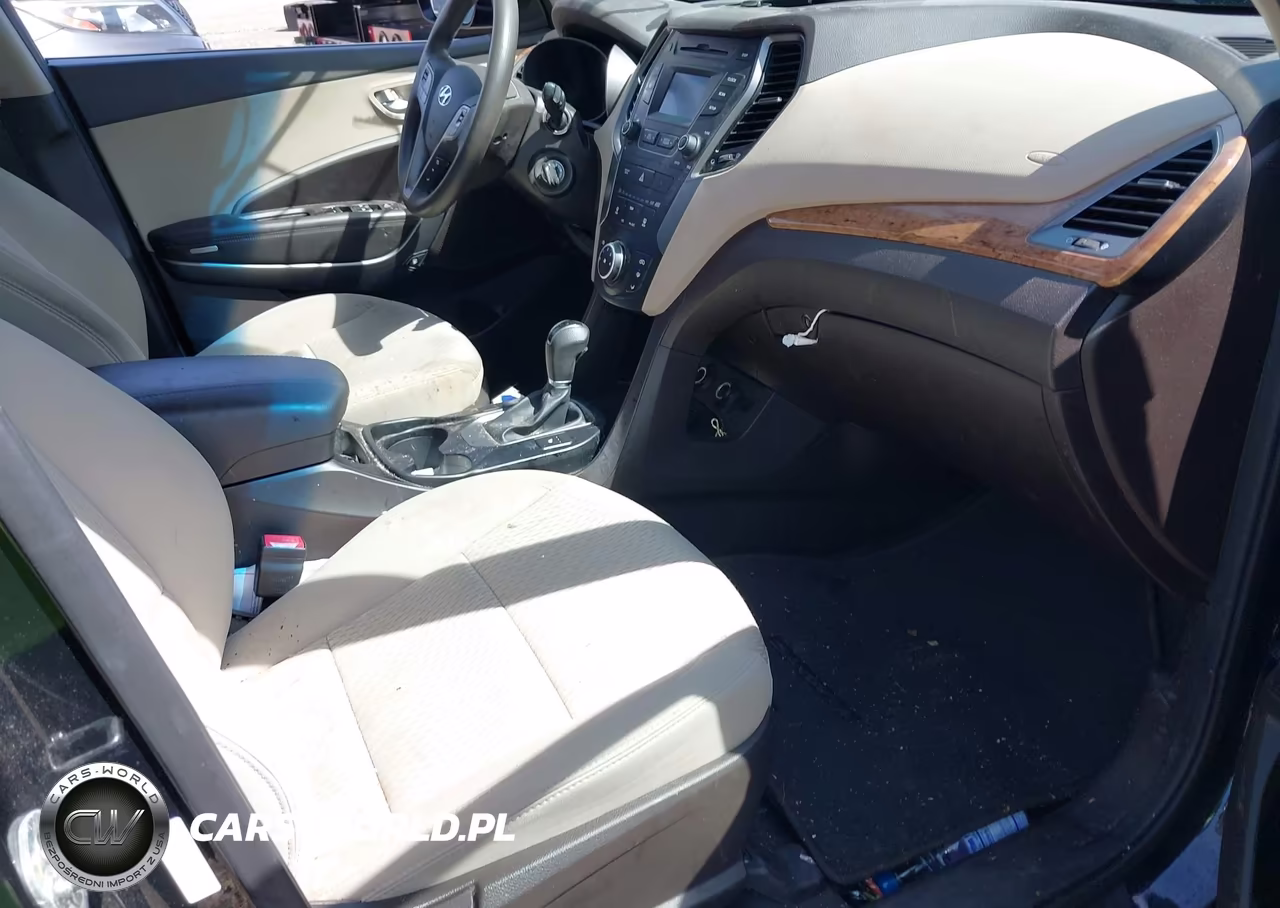2016 Hyundai Santa Fe Sport 2.4L VIN:5XYZUDLB6GG379008 - 5