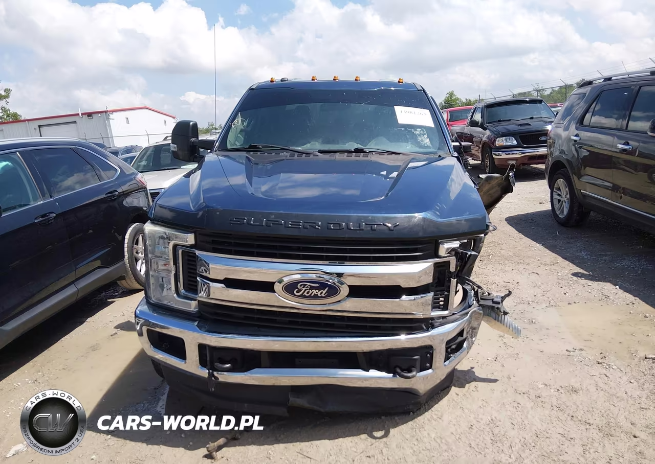 2017 Ford F-250 Xlt VIN:1FT7W2BT2HEB45989 - 13