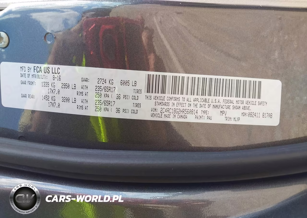 2017 Chrysler Pacifica Touring-L VIN:2C4RC1BG2HR560814 - 9