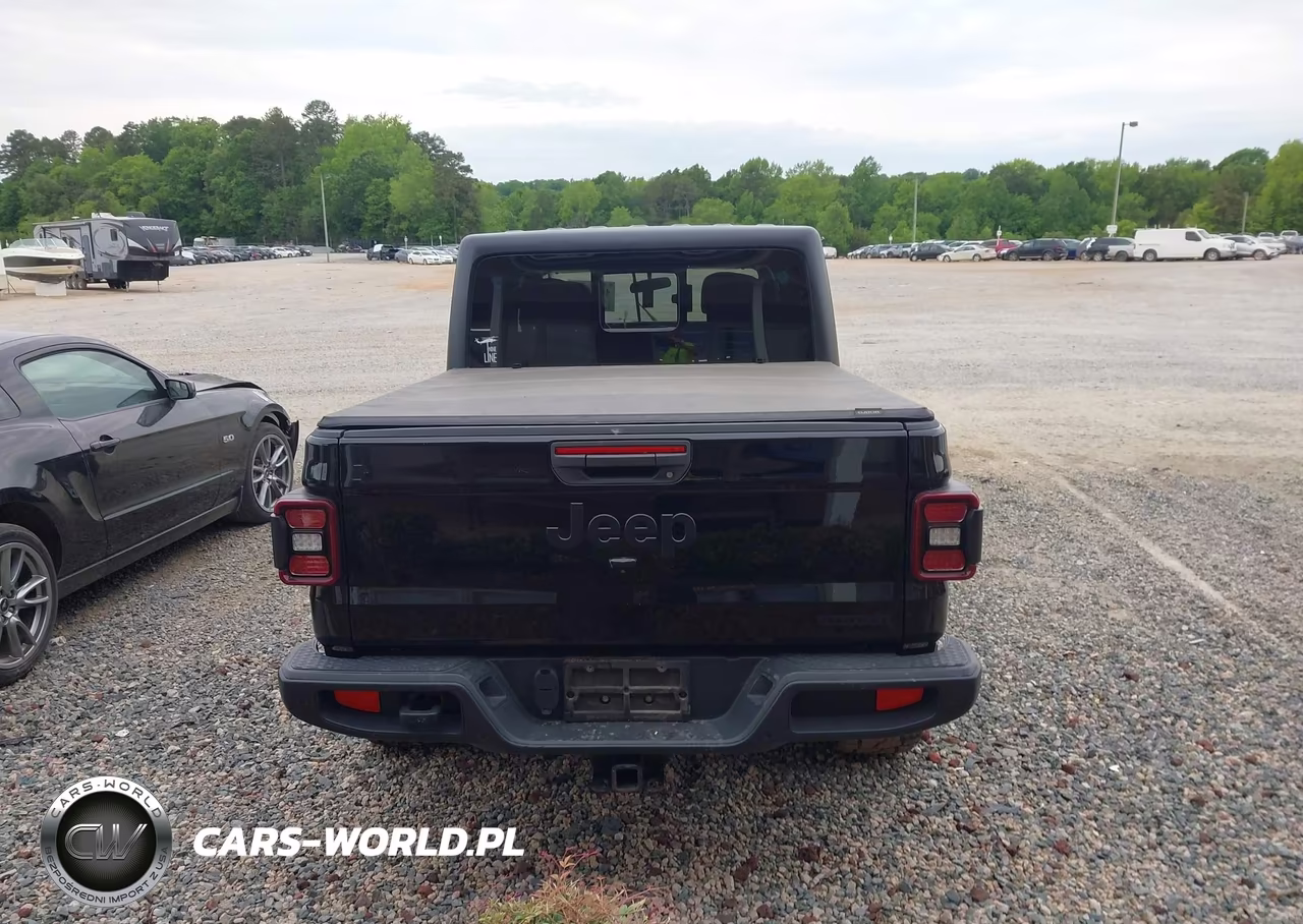 2020 Jeep Gladiator Sport S 4X4 VIN:1C6JJTAG7LL140071 - 16