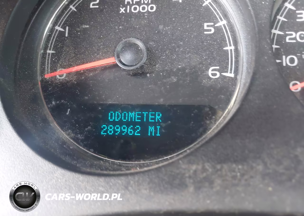 2010 Chevrolet Tahoe Lt VIN:1GNMCBE37AR173252 - 14