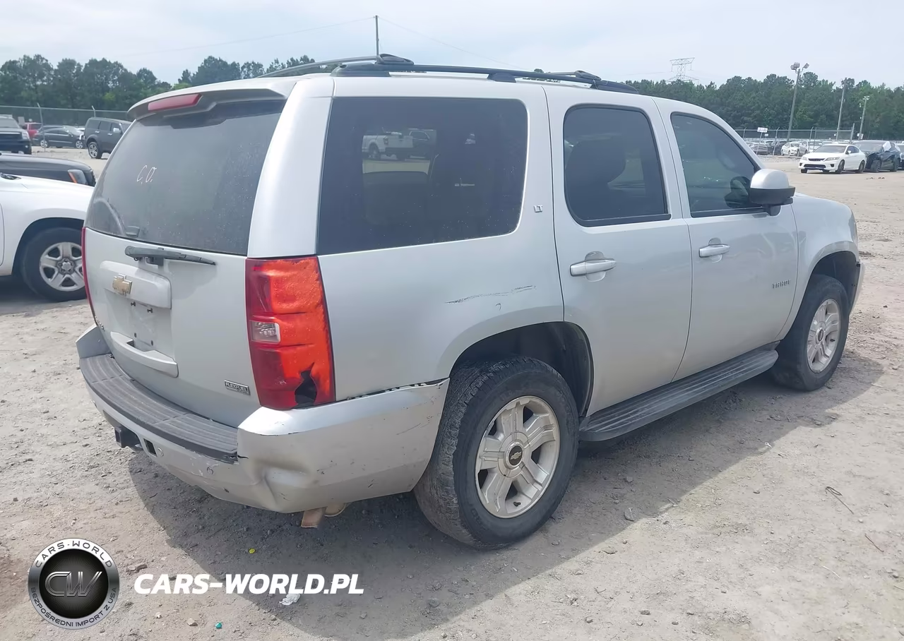 2010 Chevrolet Tahoe Lt VIN:1GNMCBE37AR173252 - 4