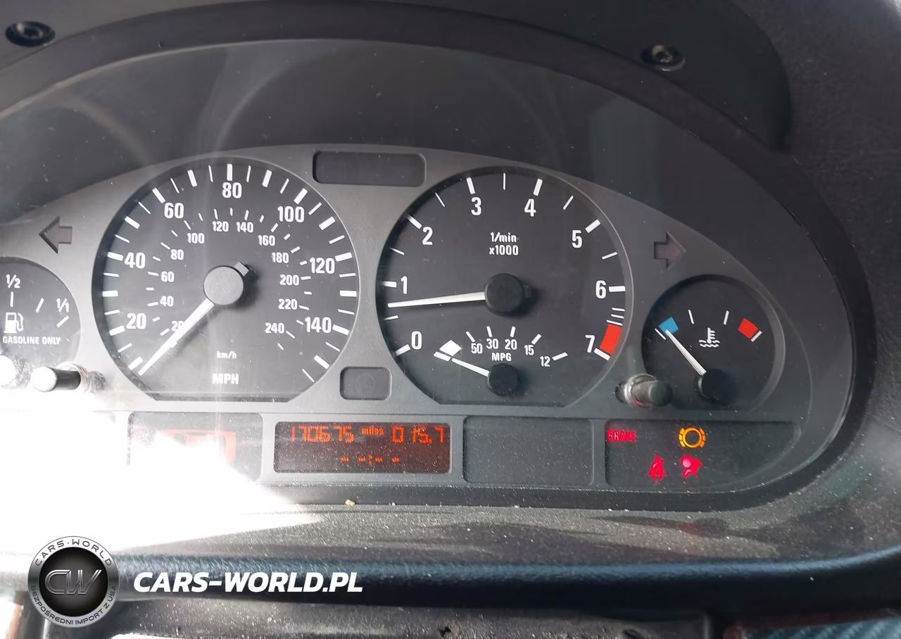 2005 BMW 325I VIN:WBAEV33405KL63978 - 7